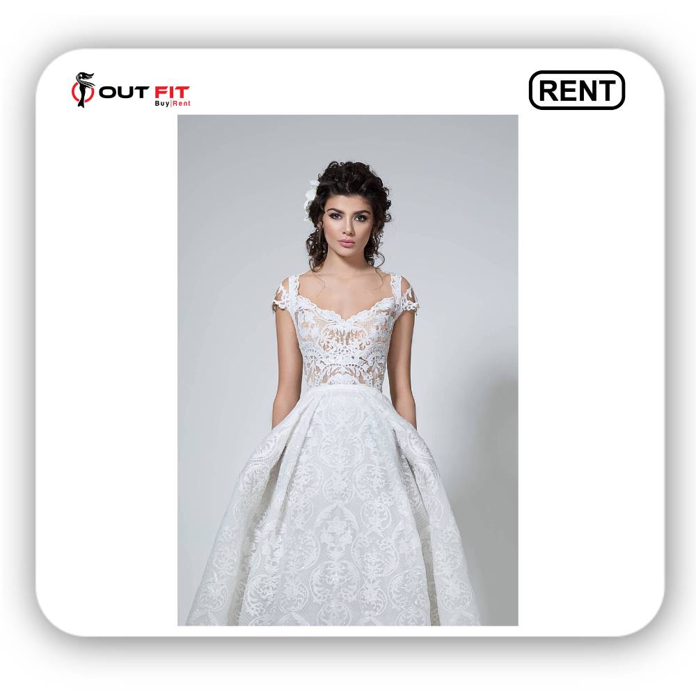 Boho open back wedding dress on rent in bangalore (4)