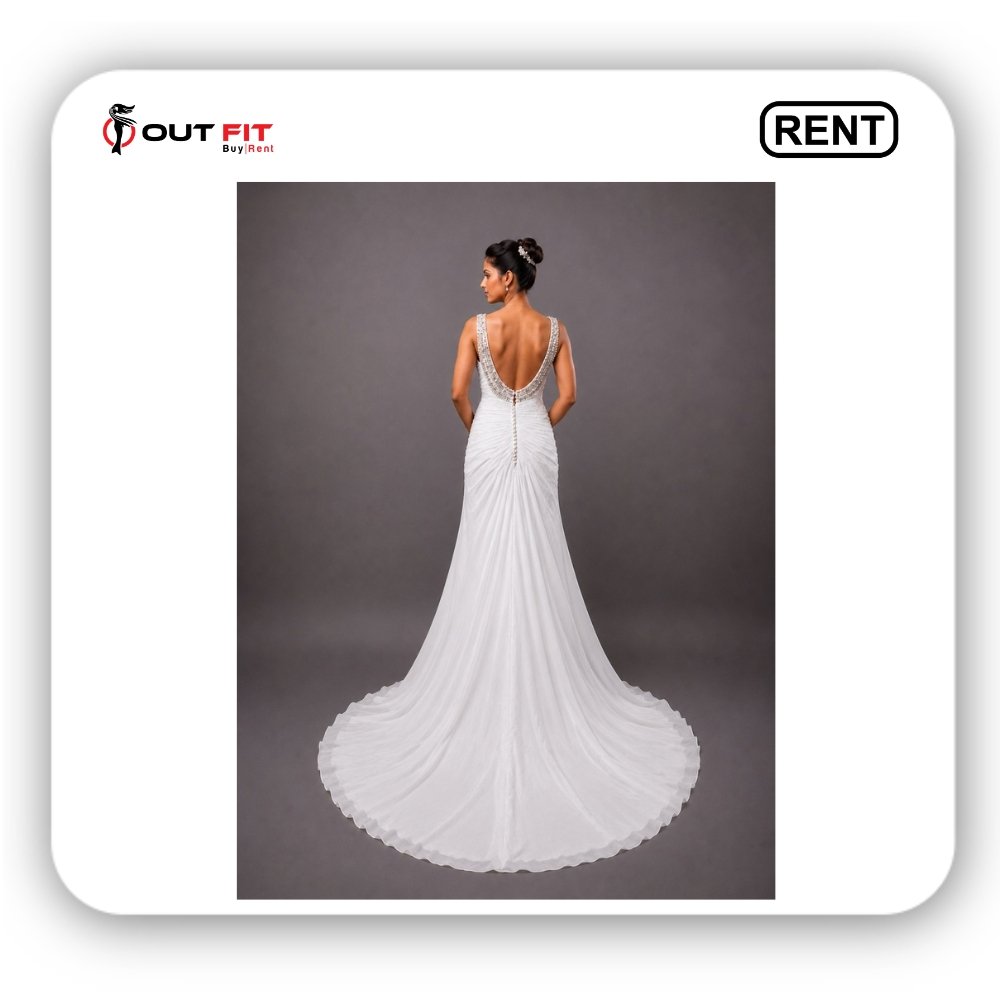 white wedding gown for bride on rent in bangalore (4) white wedding gown for bride on rent in bangalore (4)